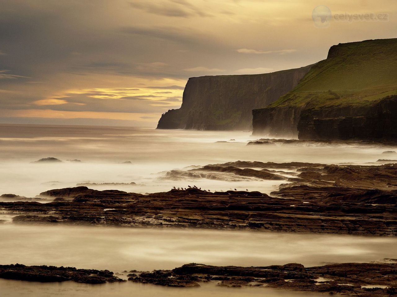 Foto: The Cliffs Of Moher, County Clare, Ireland