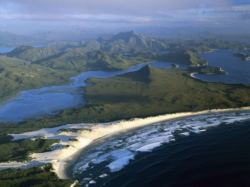 Foto: Port Davey, Stephens Bay, Hannant Inlet And Mount Rugby, Tasmania, Australia